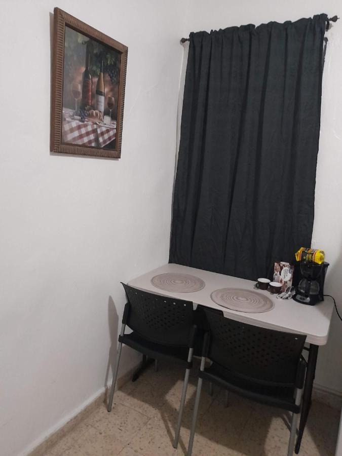 Hermoso Apartamento Frente Aeropuerto De Isla Verde San Juan Exterior photo
